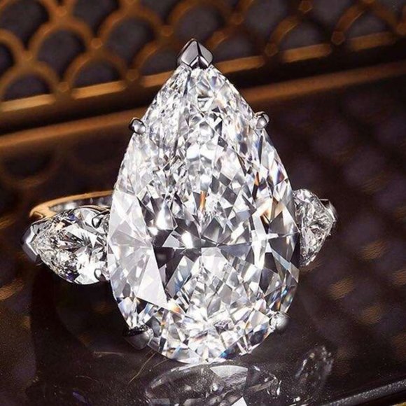 ⚡ Crystal Clear Sweet Pear Pure Zircon Gems Silver Rings for Women, MARR9075 - Picture 1 of 11